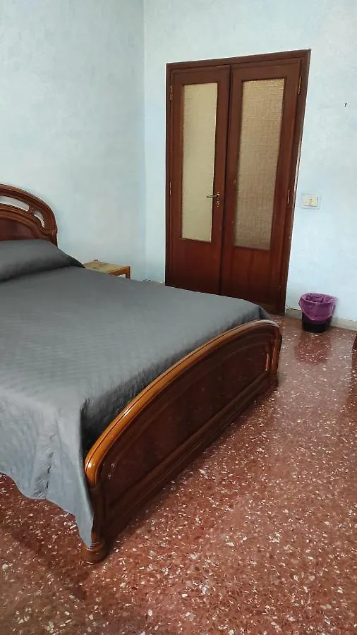 Bed & Breakfast B&B Consoli Rome Italy