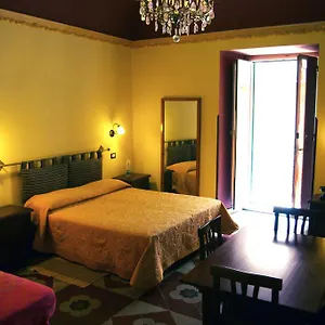 Palazzo Ajala B&B 2*, Caltanissetta Italia