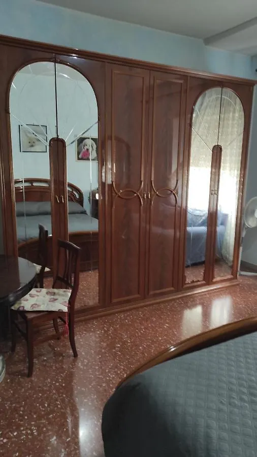 B&B Consoli Roma 0*,  Italia